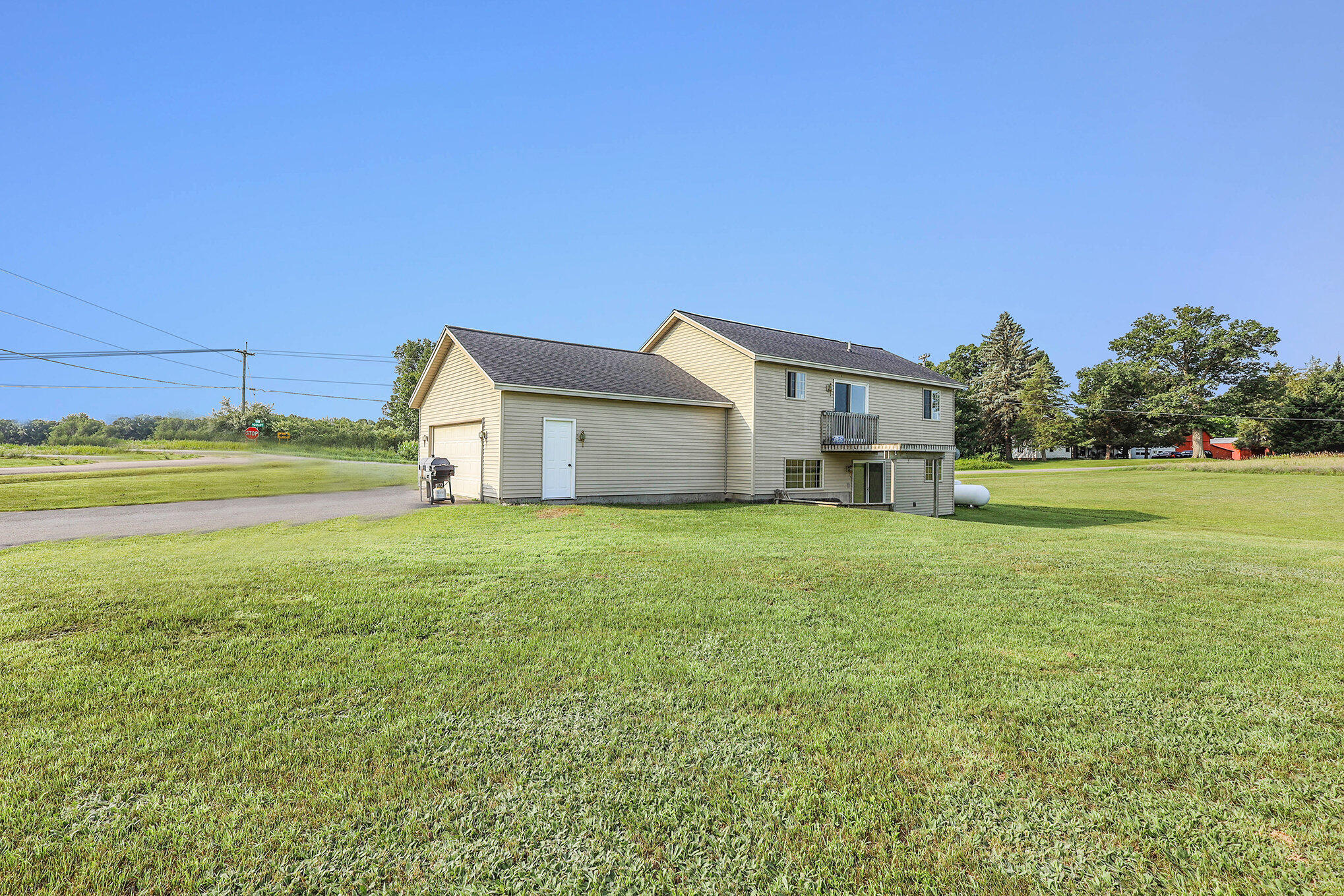 1970 Vining Road Greenville, MI 48838 - Photo 23 of 31 023_photo_jul_31_2023_6_49_15_am