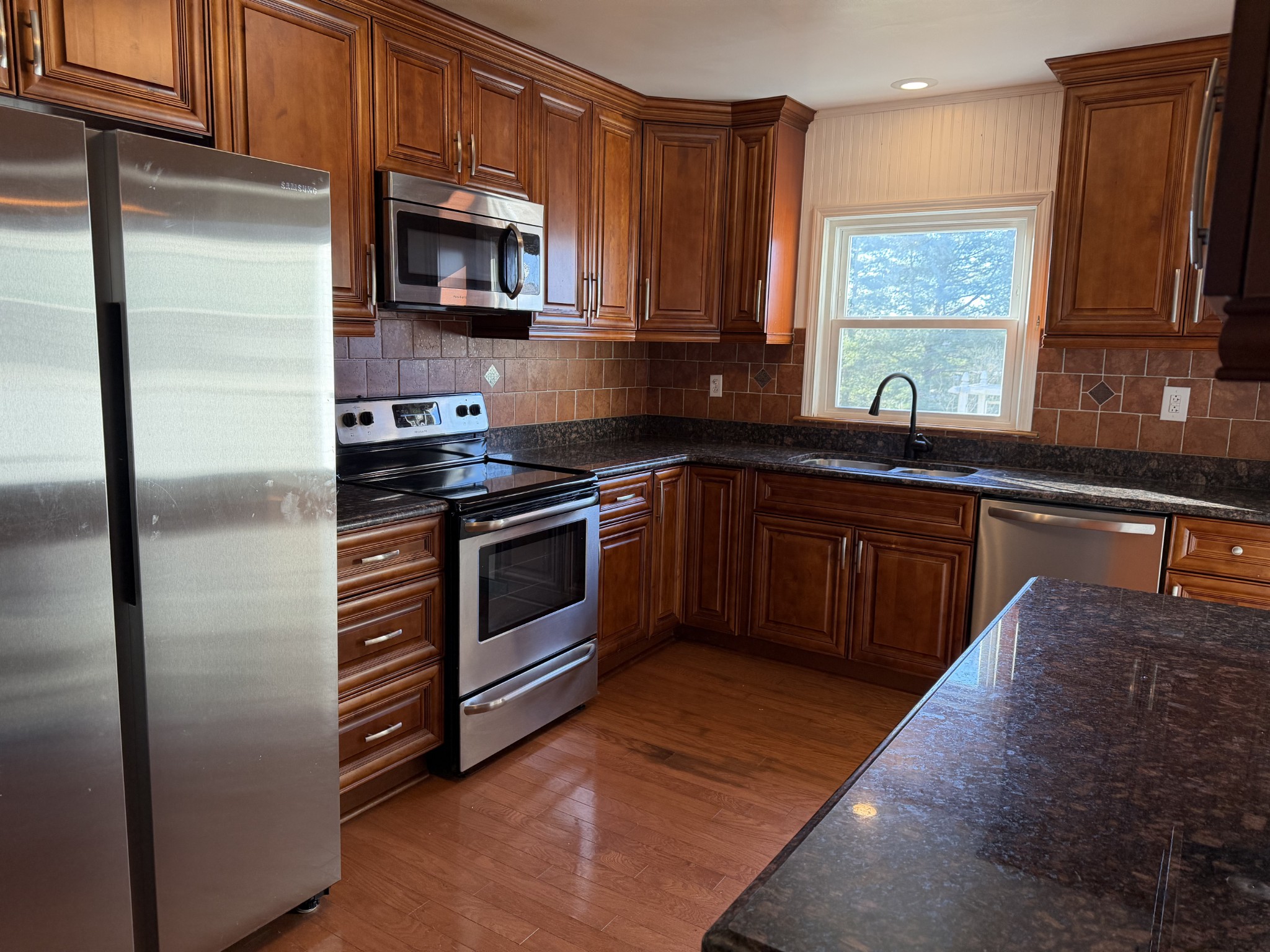 415 Hawkins Road Clarksville, TN 37040 - Photo 8 of 30