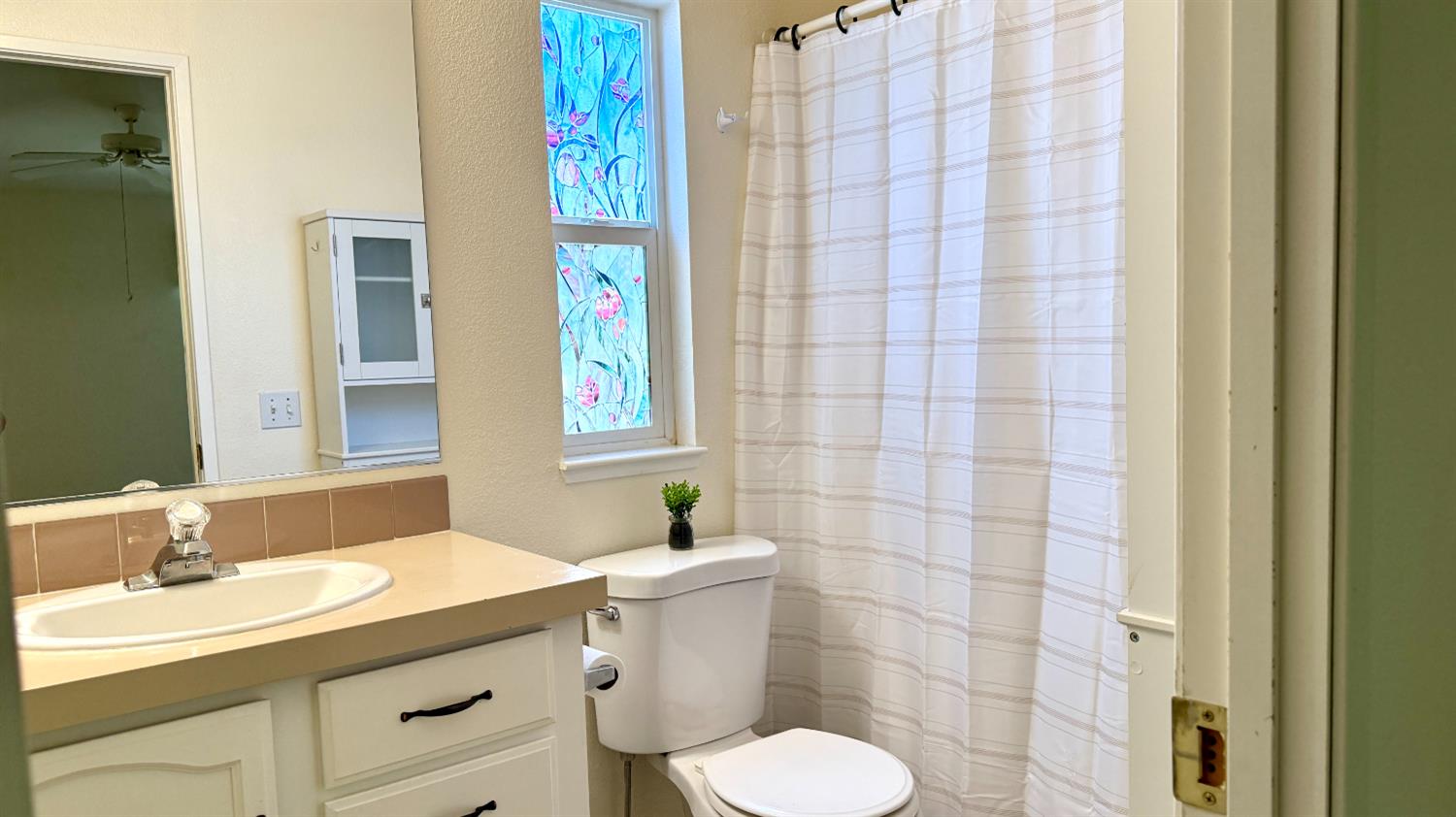 15 Golden Inn Way Rancho Cordova, CA 95670 - Photo 24 of 42