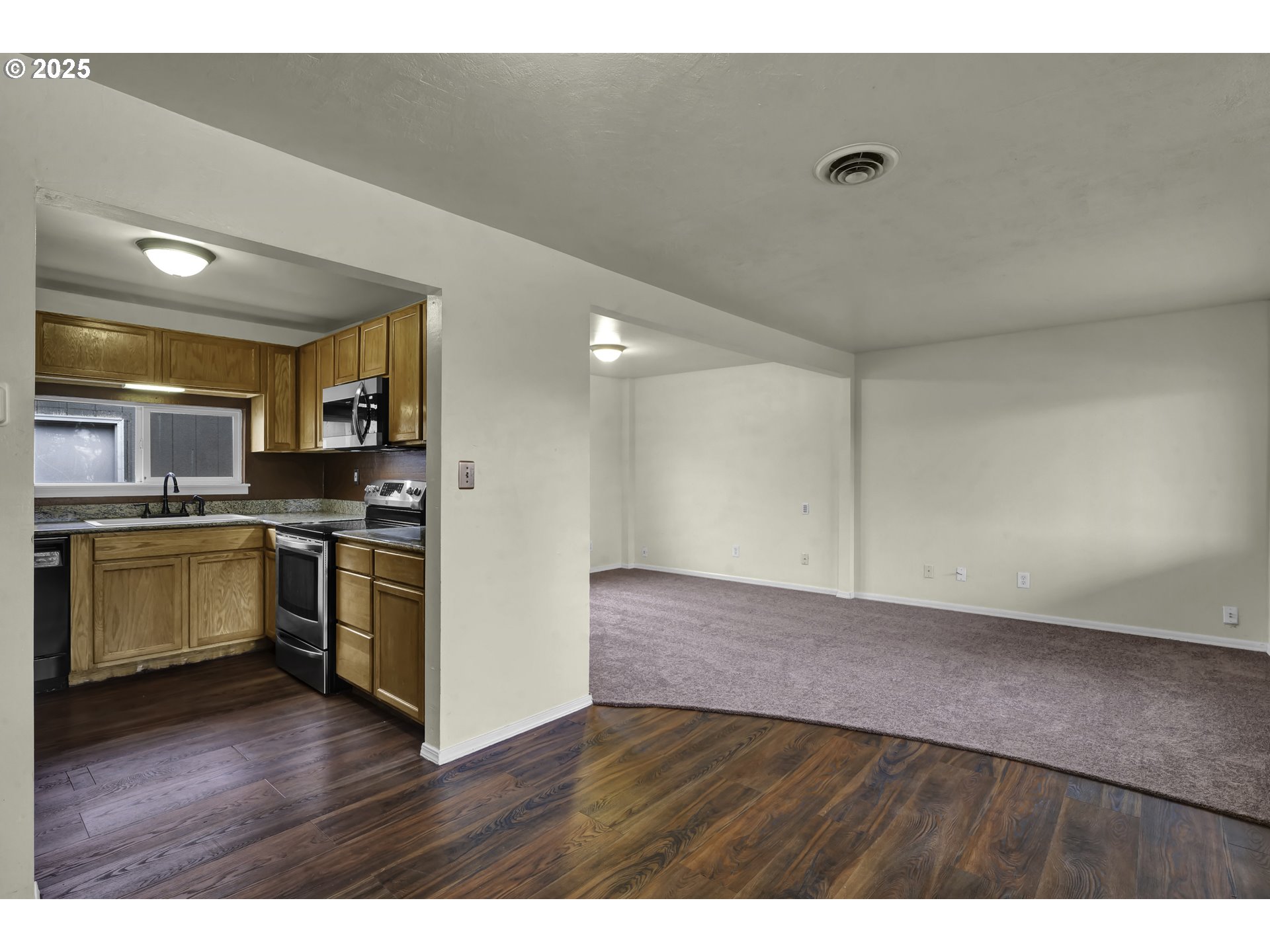 645 North 51st Street Springfield, OR 97478 - Photo 11 of 32 Gallery Image 11