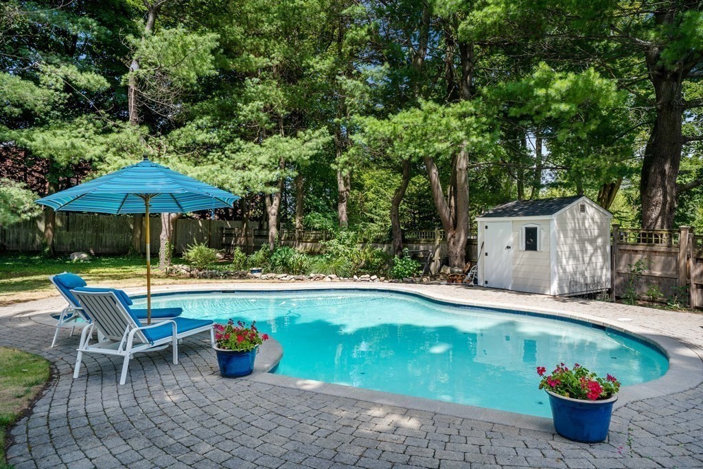 27 Spafford Road Milton, MA 02186 - Photo 35 of 39