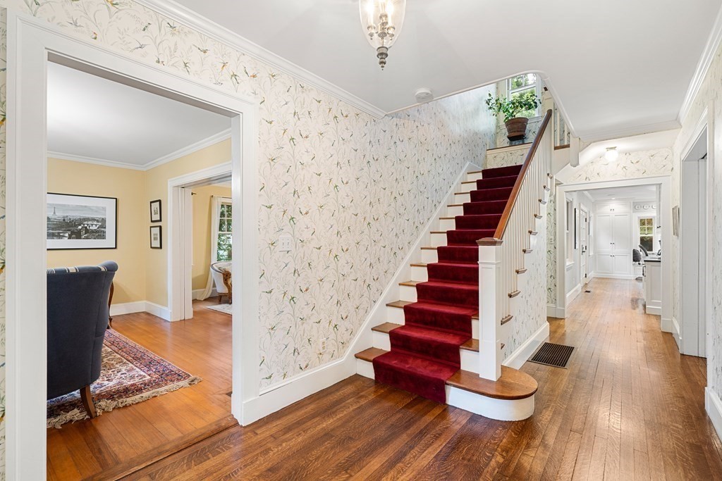 27 Spafford Road Milton, MA 02186 - Photo 6 of 39
