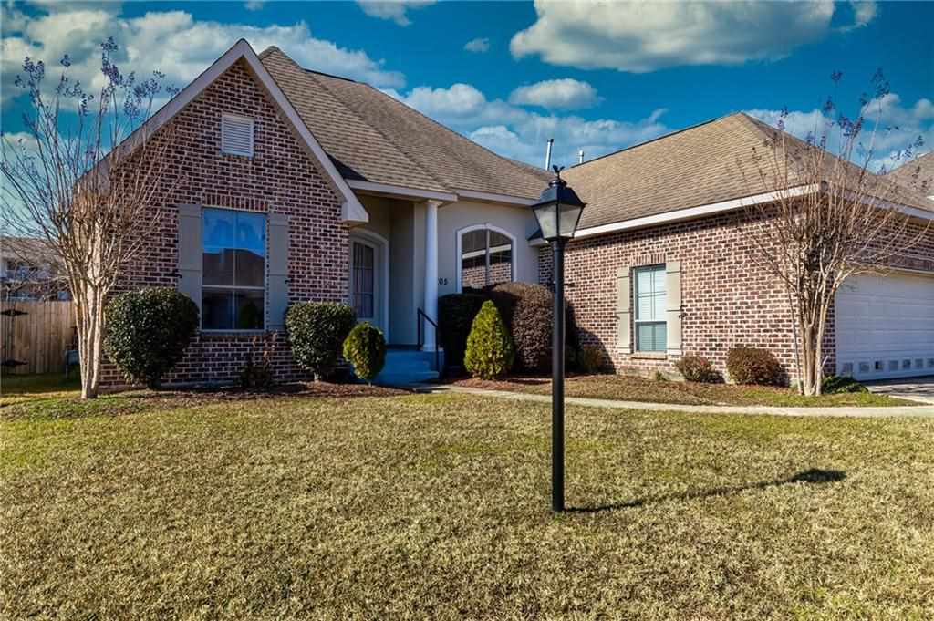 205 Spartan Loop Slidell, LA 70458 - Photo 3 of 28 Gallery Image 3