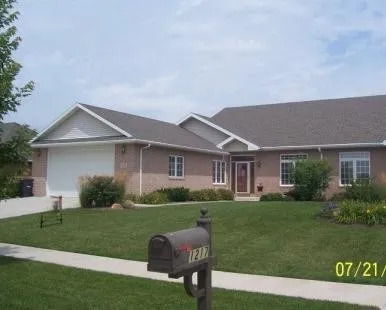 $360,000 | 1229 Heritage Drive, Morris, IL 60450