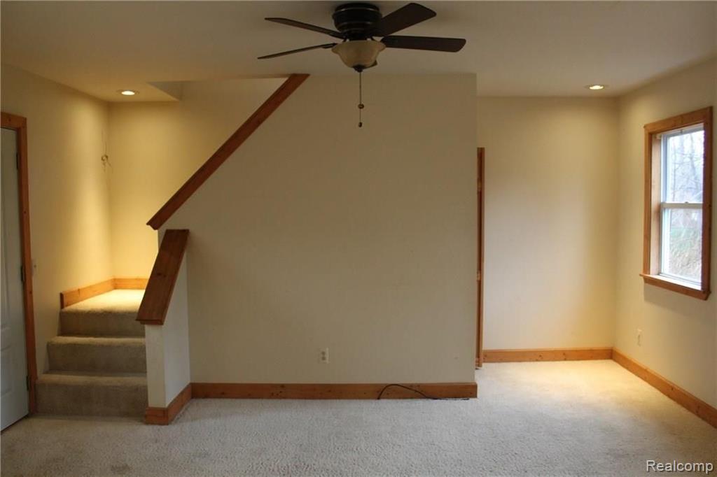 3397 East Atherton Road Burton, MI 48529 - Photo 15 of 28