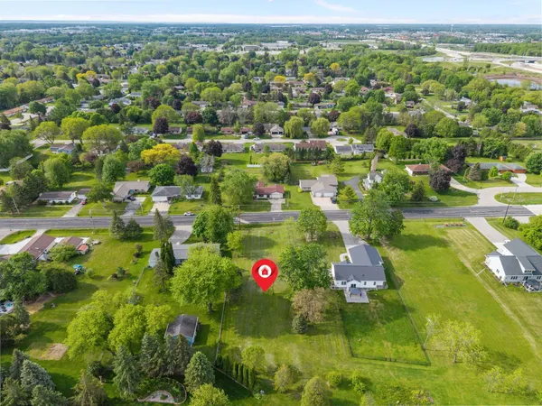 $91,900 | 3540 West Capitol Drive, Appleton, WI 54914