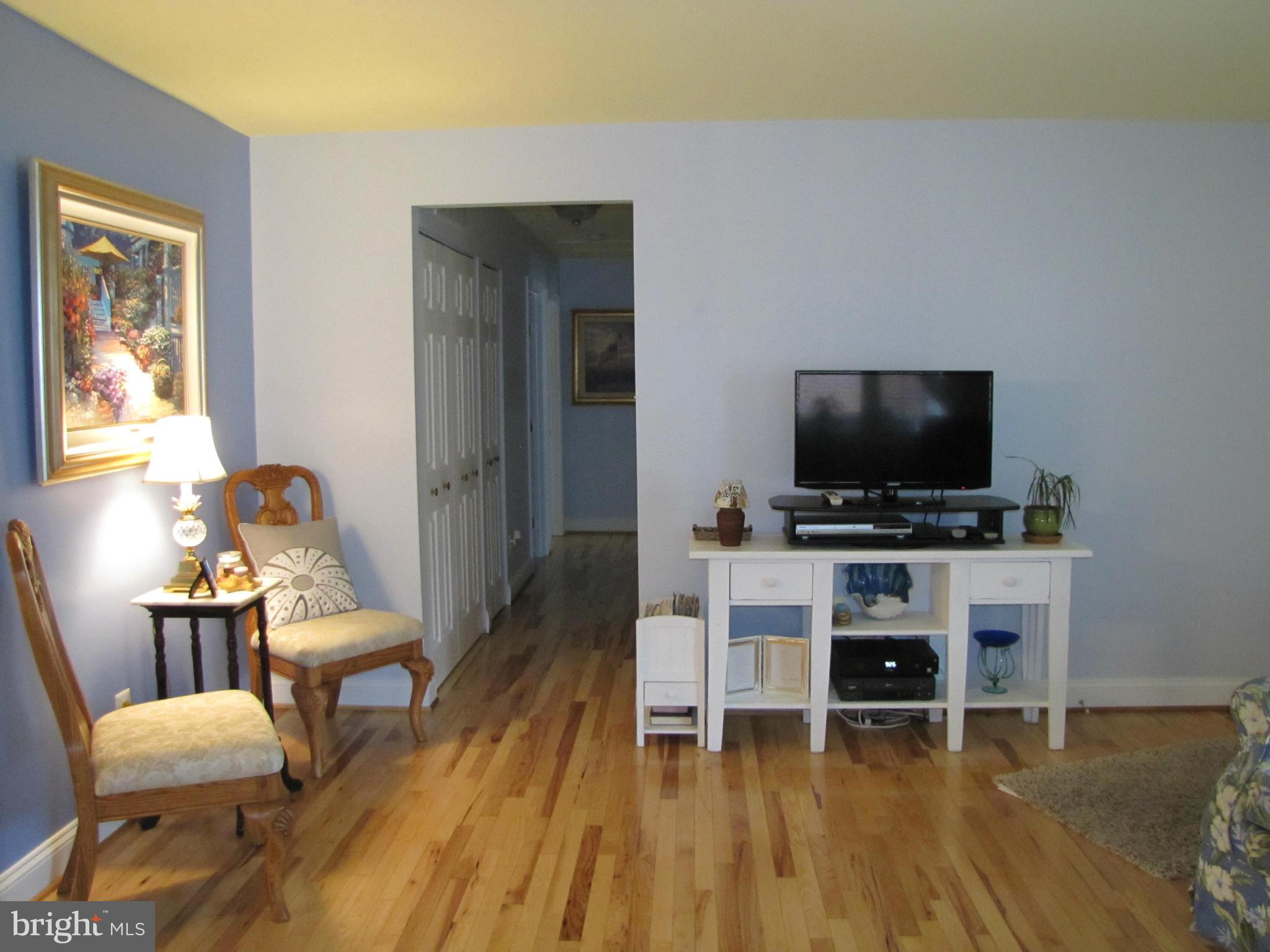 9141 Covered Bridge Road Baltimore, MD 21234 - Photo 4 of 30 Interior (General)