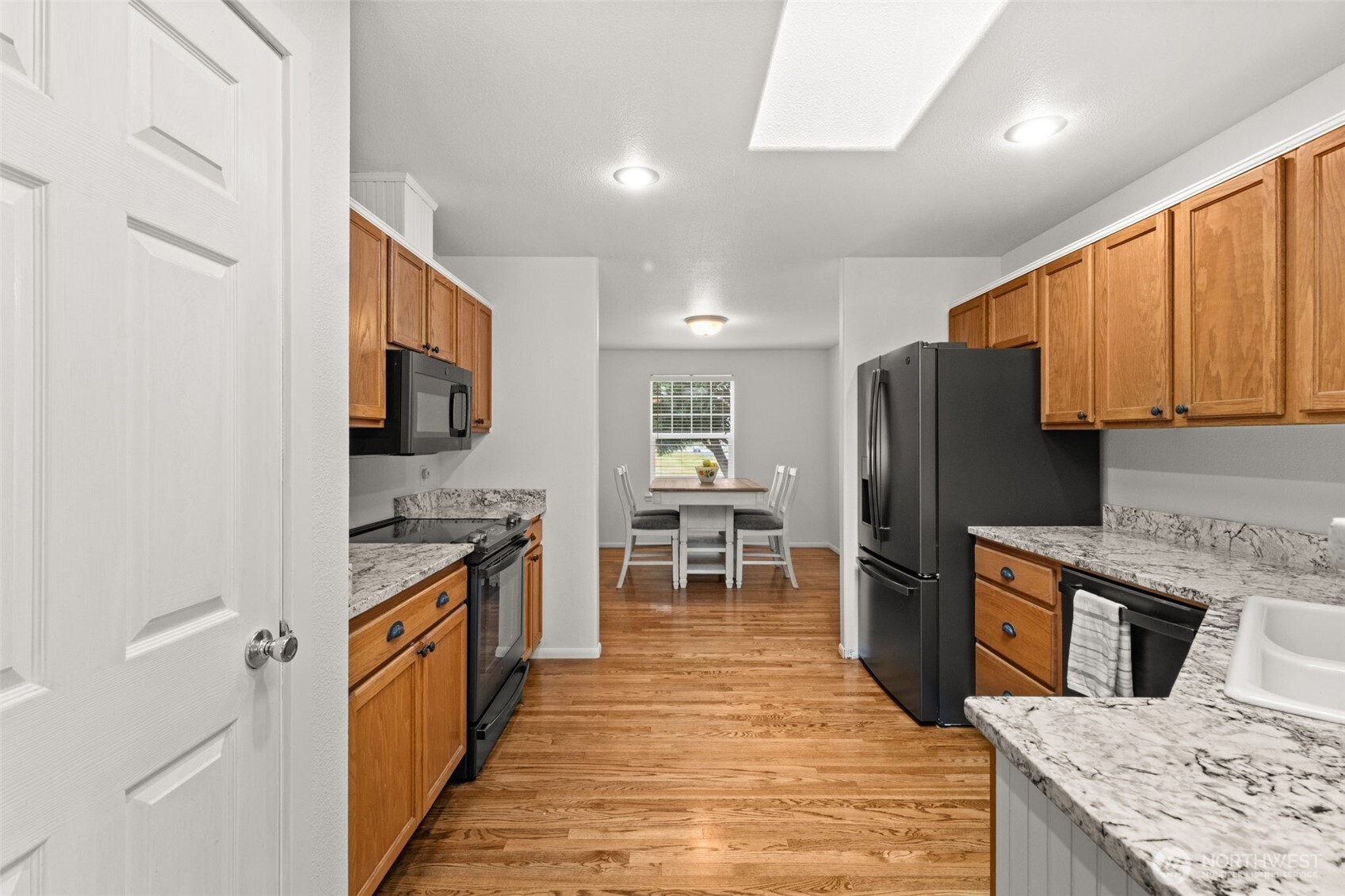 9519 185th Avenue Southwest Rochester, WA 98579 - Photo 4 of 40