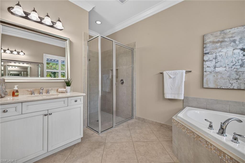 3384 Atlantic Circle Naples, FL 34119 - Photo 13 of 49