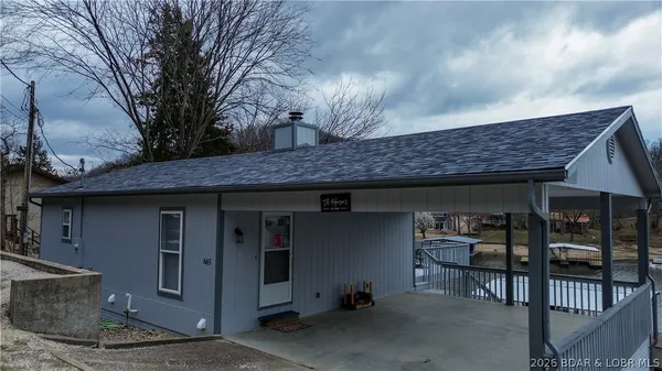 $425,000 | 665 Whitehall School Road, Sunrise Beach, MO 65079