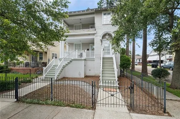 $2,350 | 2036 Robert Street, New Orleans, LA 70115