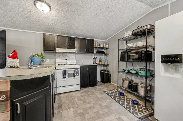 $149,950 | 4337 Holland Lake Road, Sheridan, MI 48884