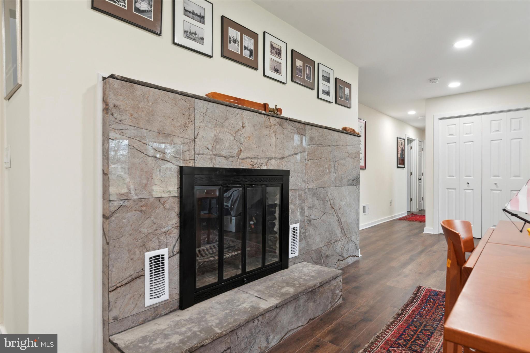 115 Laurel Road Southampton, PA 18966 - Photo 7 of 25 Gallery Image 7