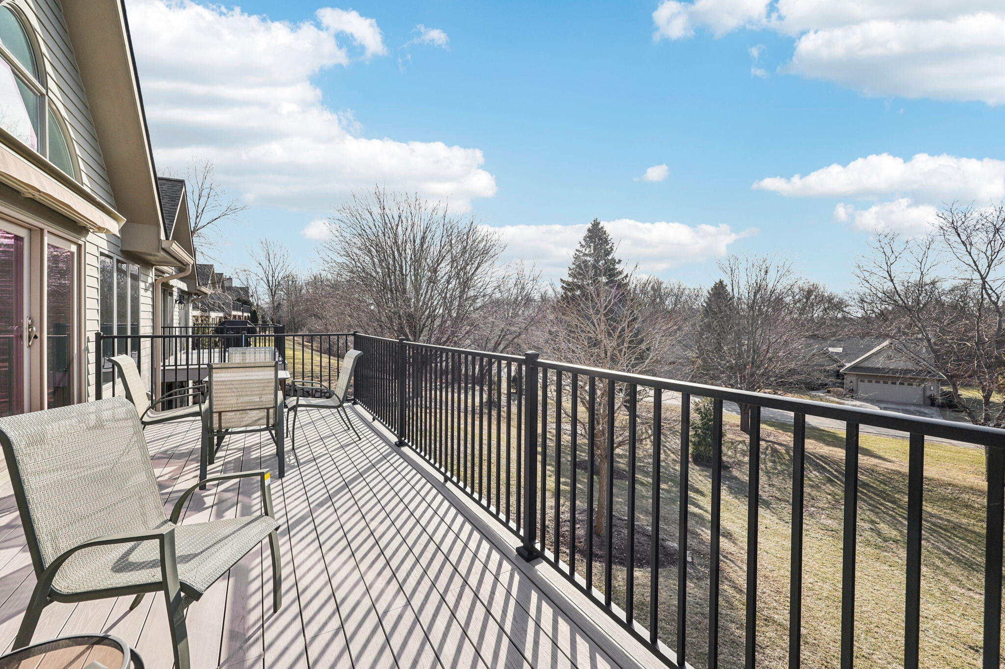 445 Sunset Trail Hartland, WI 53029 - Photo 29 of 49 Large Deck