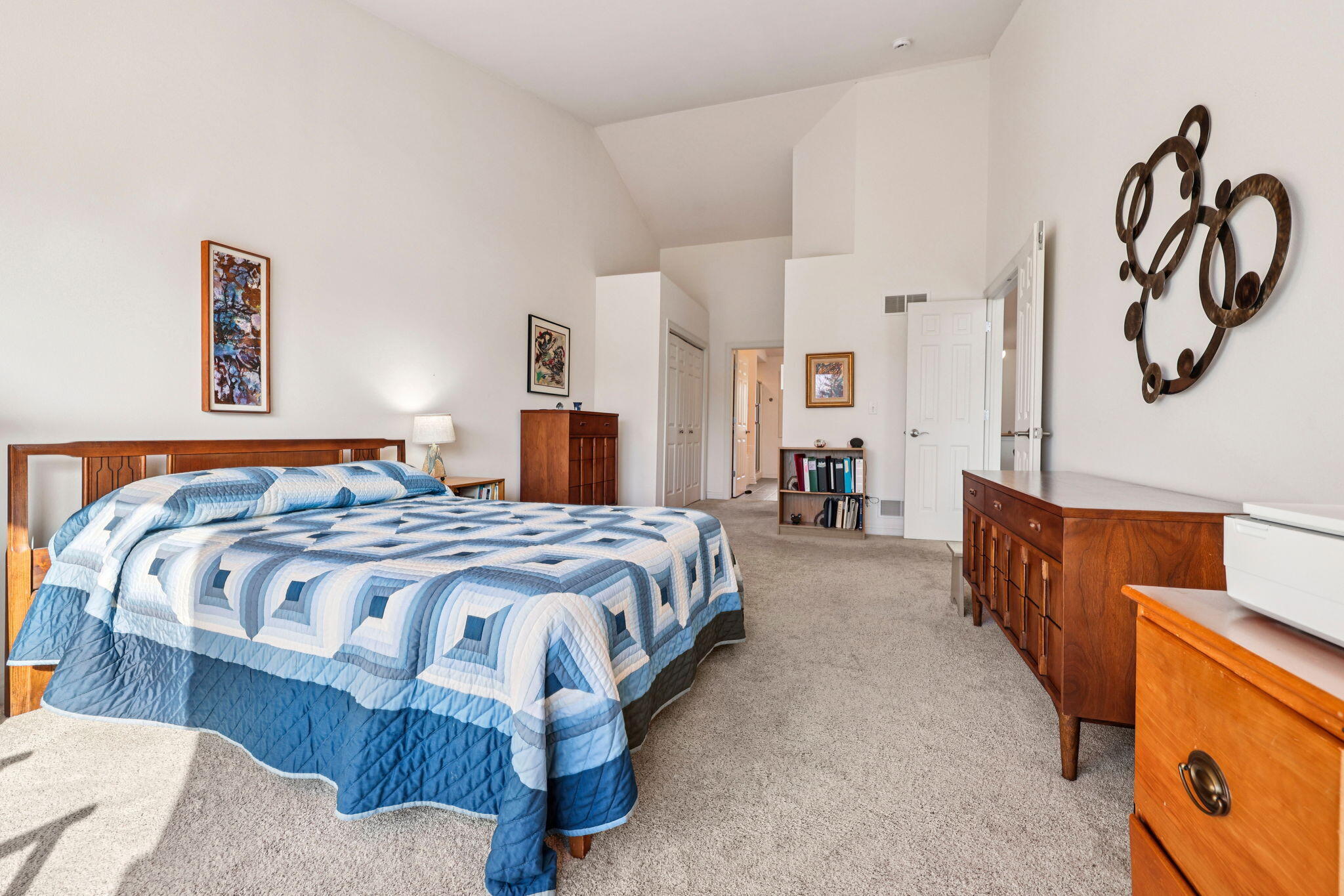 445 Sunset Trail Hartland, WI 53029 - Photo 39 of 49 Primary Bedroom