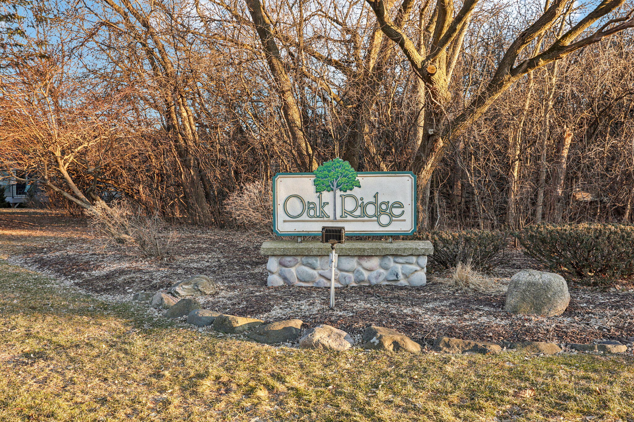 445 Sunset Trail Hartland, WI 53029 - Photo 3 of 49 48-web-or-mls-Sunset Trail-S2602-048r