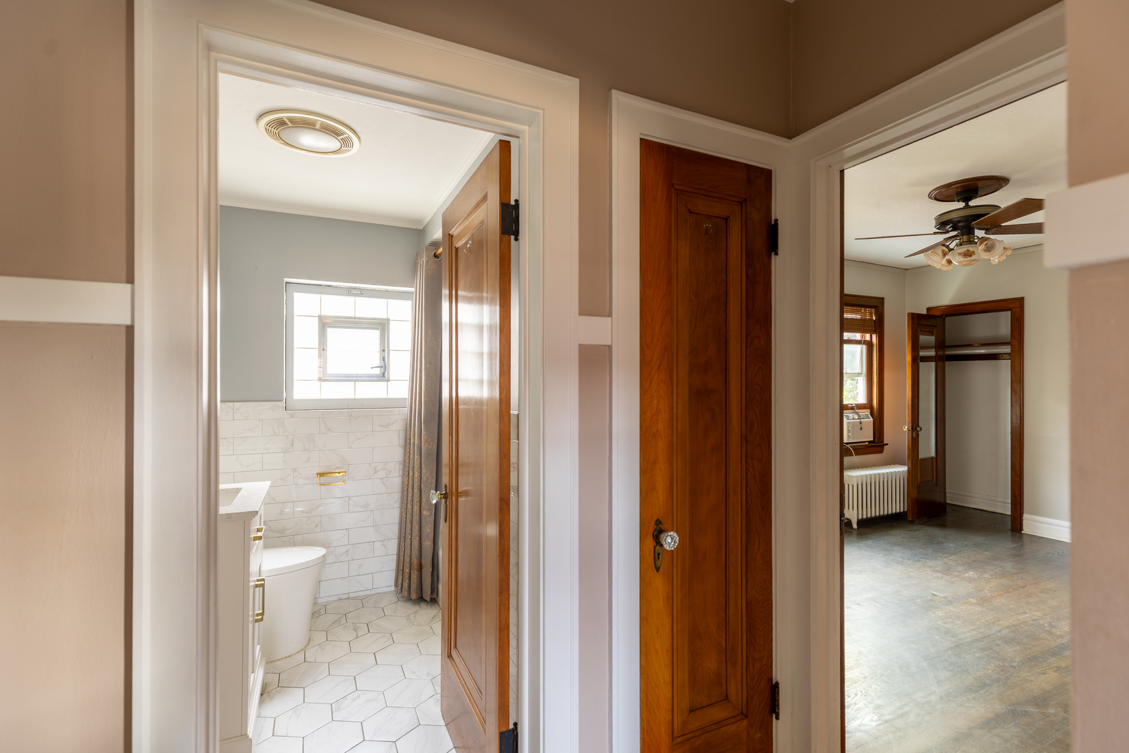 2246 Clinton Avenue Berwyn, IL 60402 - Photo 16 of 28