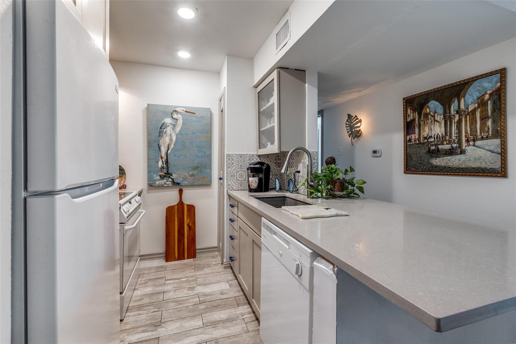 4851 Cedar Springs Road, Unit 182 Dallas, TX 75219 - Photo 11 of 22