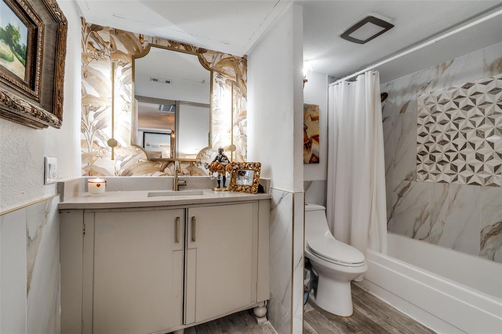 4851 Cedar Springs Road, Unit 182 Dallas, TX 75219 - Photo 16 of 22