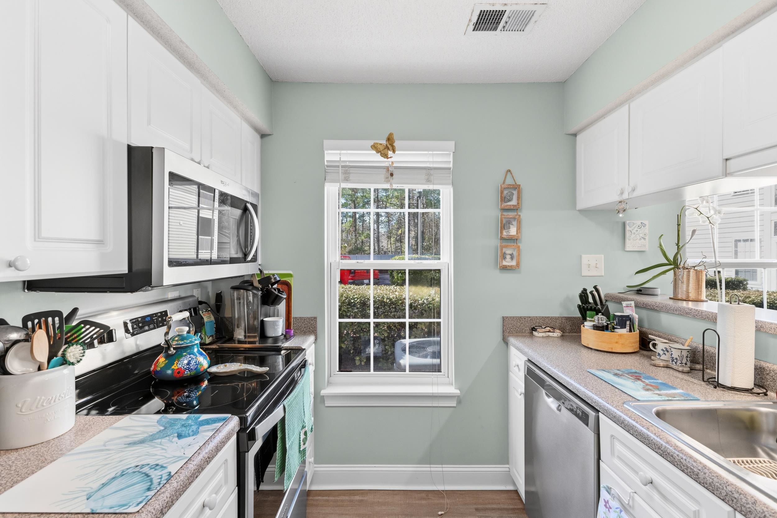 635 Woodmoor Drive, Unit 101 Murrells Inlet, SC 29576 - Photo 6 of 28