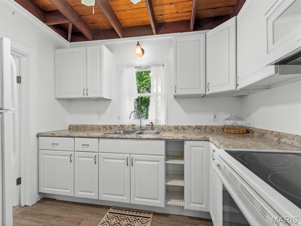 1966 Lee Lane Centralia, IL 62801 - Photo 14 of 52