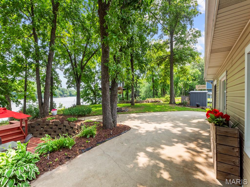 1966 Lee Lane Centralia, IL 62801 - Photo 42 of 52