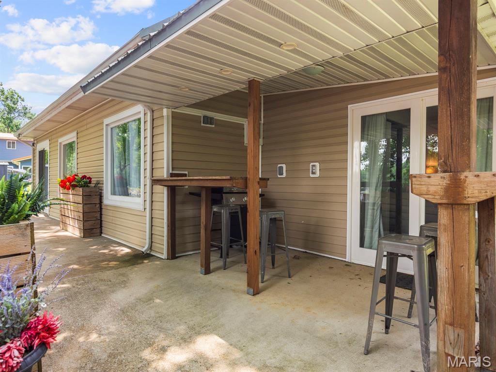 1966 Lee Lane Centralia, IL 62801 - Photo 9 of 52