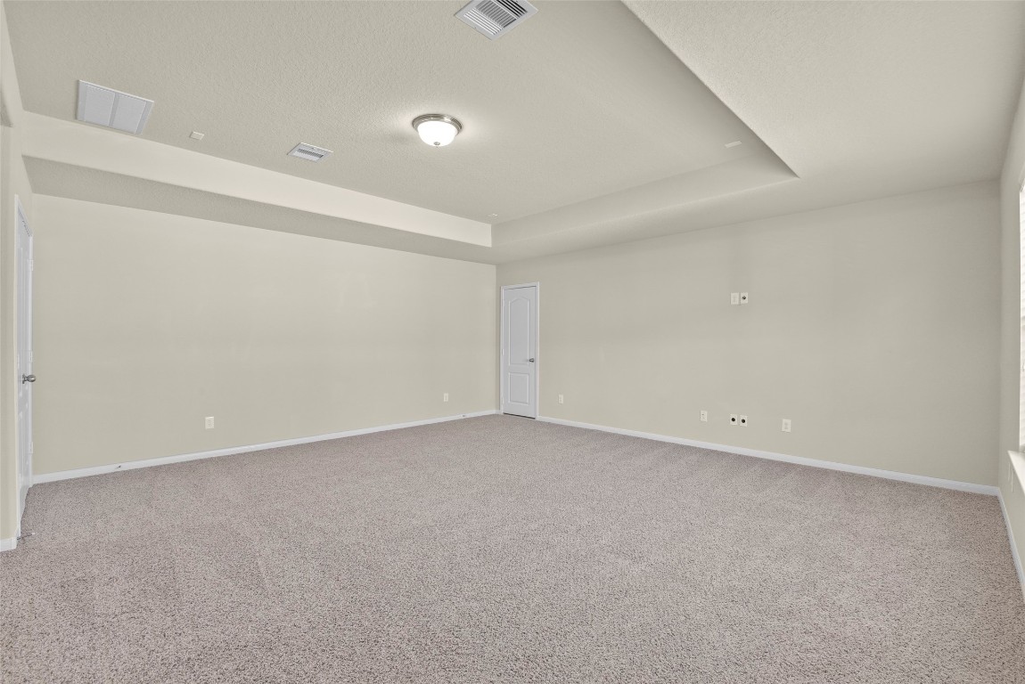 39 Butternut Grove Place Tomball, TX 77375 - Photo 27 of 29 a view of an empty room