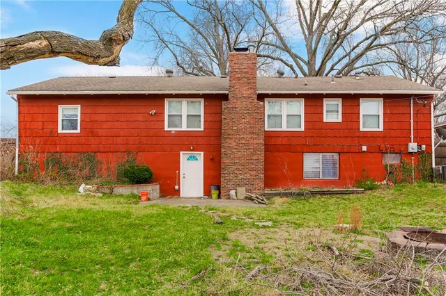 $254,600 | 7504 Maple Avenue, Raytown, MO 64138