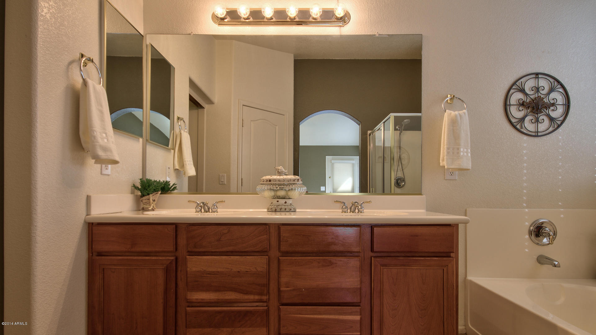 3905 East Baranca Road Gilbert, AZ 85297 - Photo 27 of 41 26