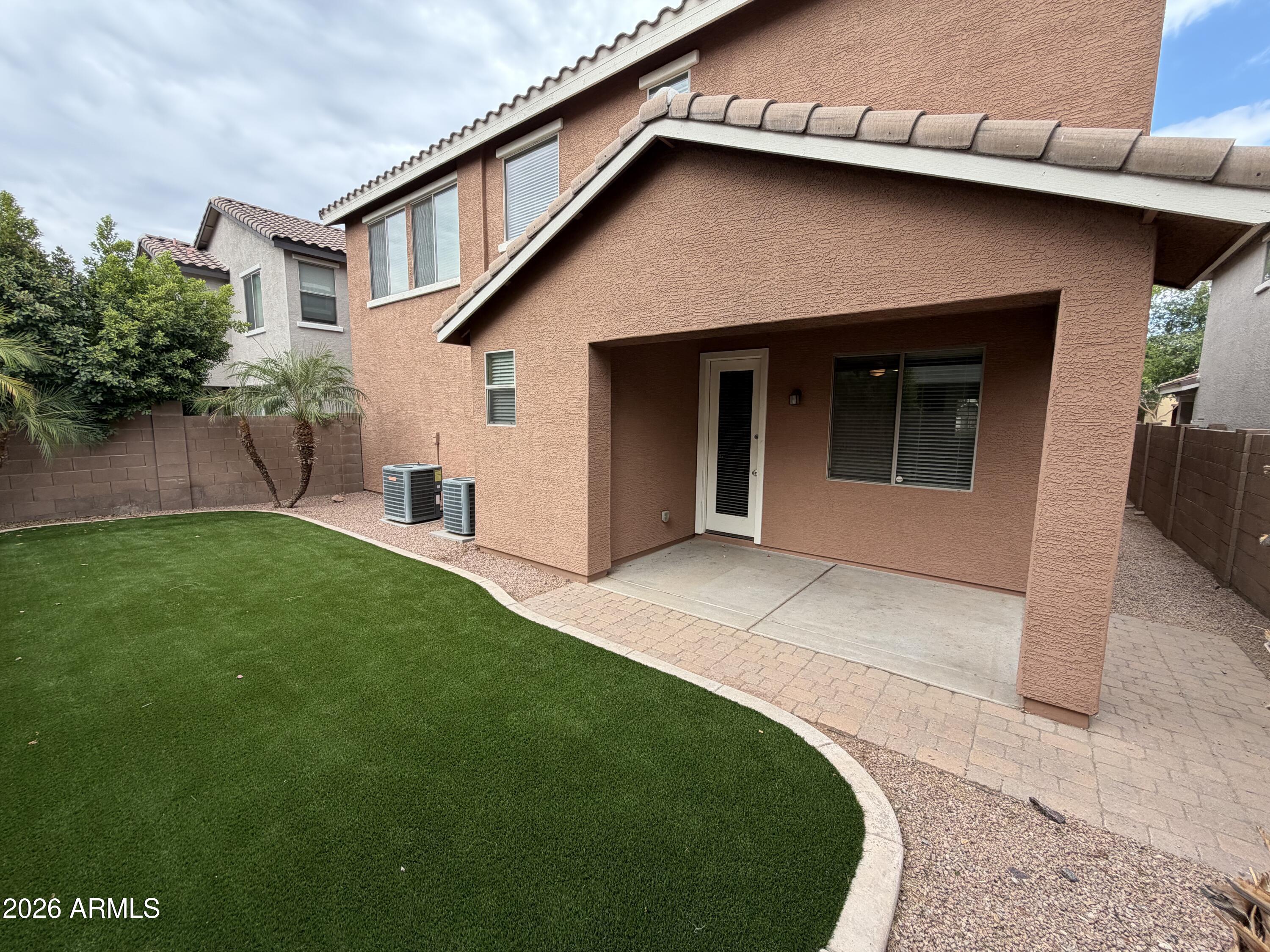 2065 South Martingale Road Gilbert, AZ 85295 - Photo 25 of 28 IMG_1692