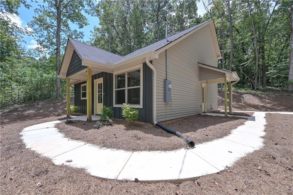 15 Weaver Street Buchanan, GA 30113 - Photo 5 of 22 a view of a house with yard