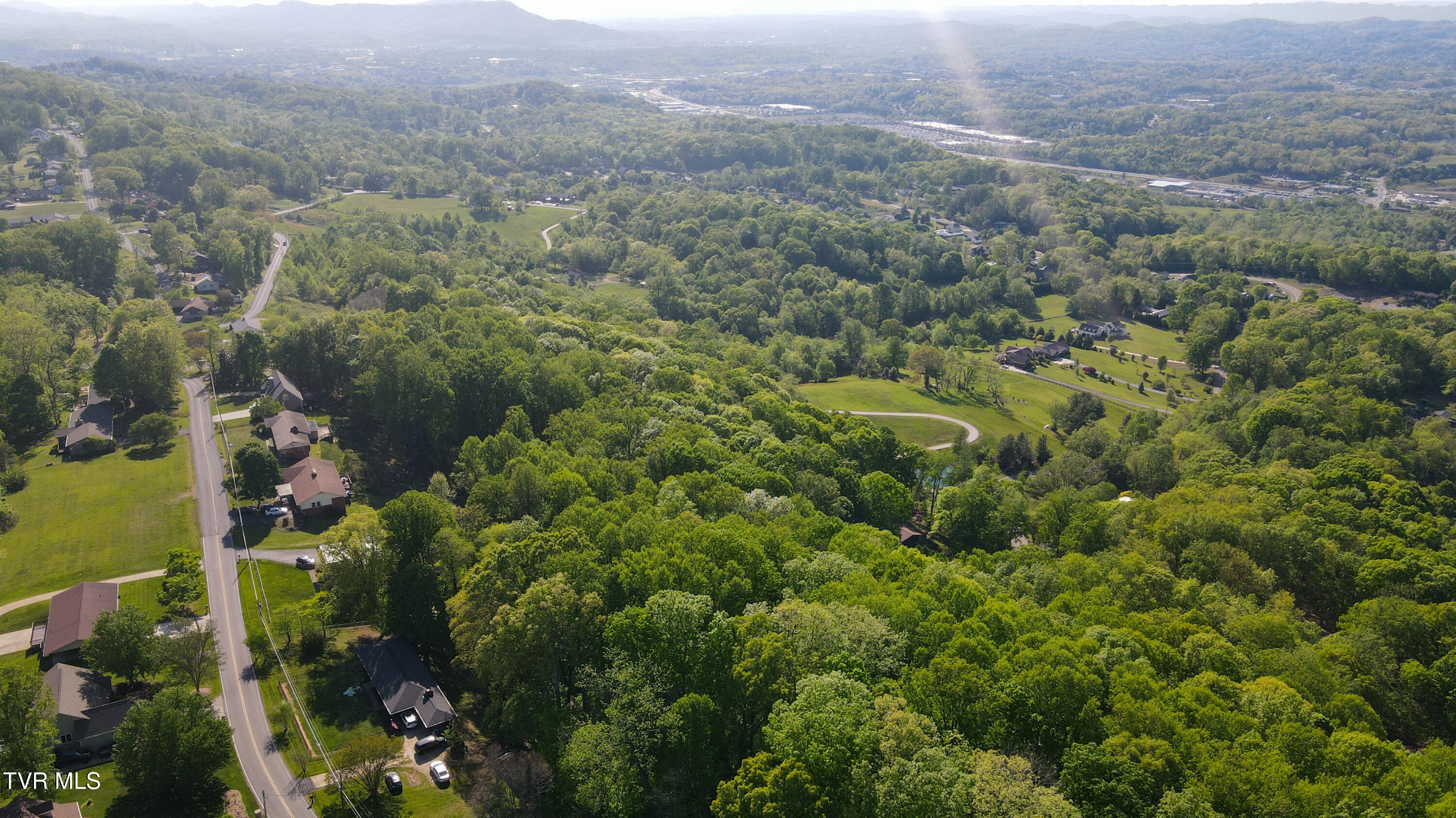4728 Edens View Road Kingsport, TN 37664 - Photo 45 of 48 dji_fly_20260422_171318_105_177689240773
