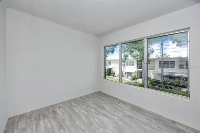 $129,900 | 4152 55th Way North, Unit 1028, Kenneth City, FL 33709