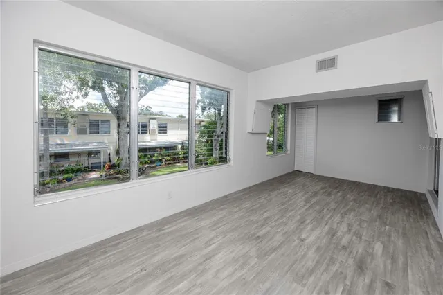 $129,900 | 4152 55th Way North, Unit 1028, Kenneth City, FL 33709