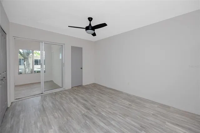 $129,900 | 4152 55th Way North, Unit 1028, Kenneth City, FL 33709