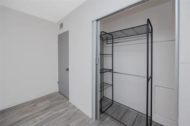 $129,900 | 4152 55th Way North, Unit 1028, Kenneth City, FL 33709