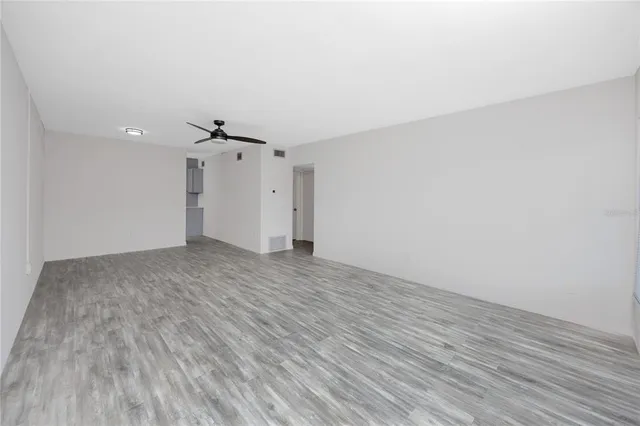 $129,900 | 4152 55th Way North, Unit 1028, Kenneth City, FL 33709