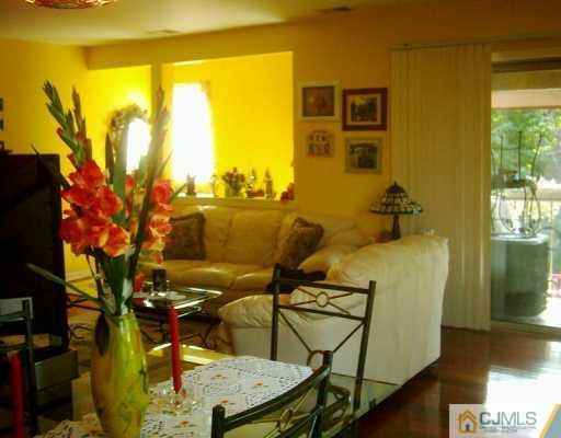 416 North Lafayette Road Metuchen, NJ 08840 - Photo 2 of 8 Gallery Image 2