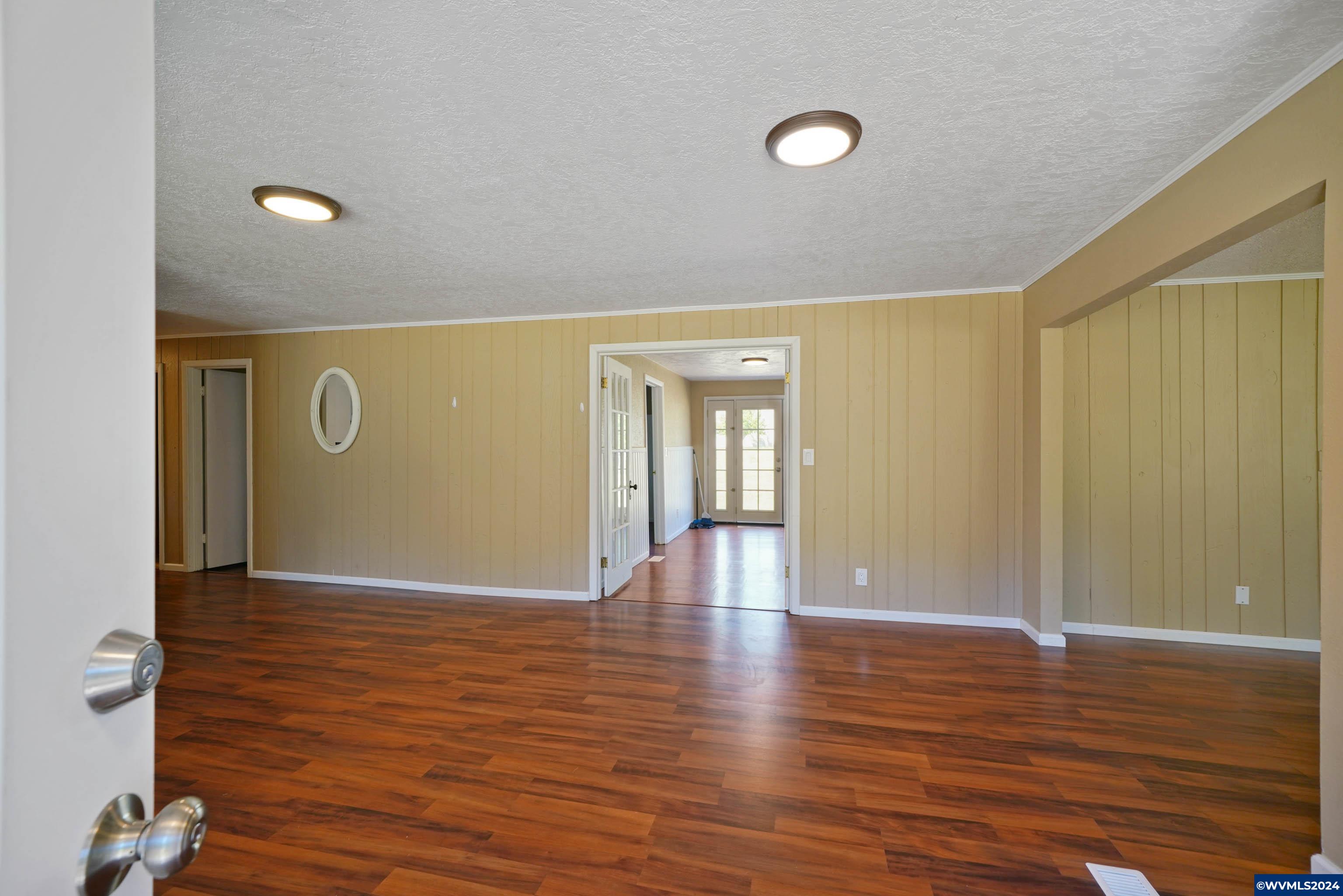 635 Reuben Boise Road Dallas, OR 97338 - Photo 7 of 42