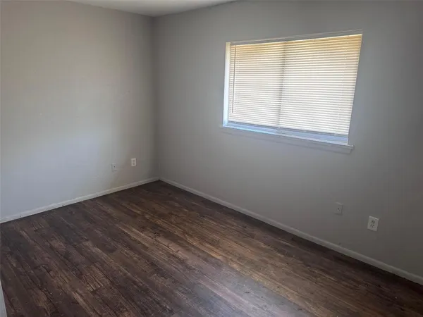 $1,200 | 2112 Sunset Drive, Brookston, TX 75421