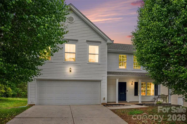 $350,000 | 1038 Chalk Hill Lane, Charlotte, NC 28214