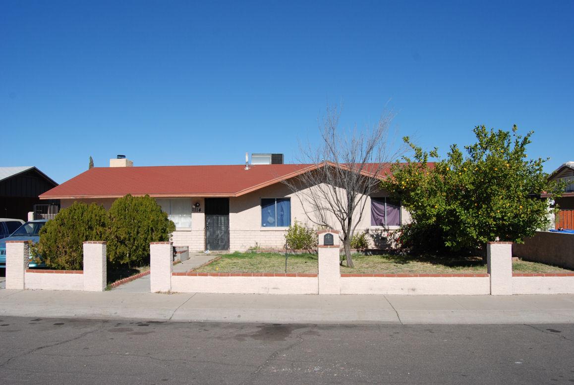 1114 East Ardmore Road Phoenix, AZ 85042 - Photo 1 of 5 Beautiful family home