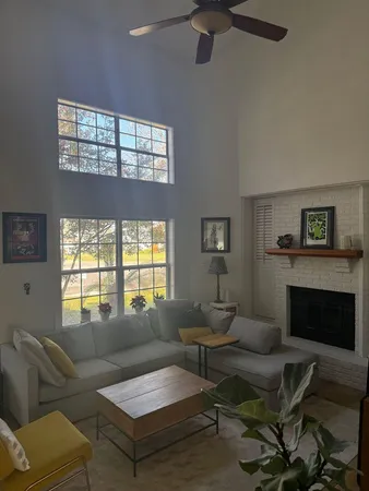 $2,550 | 422 Canterbury Court Northwest, Fort Walton Beach, FL 32548
