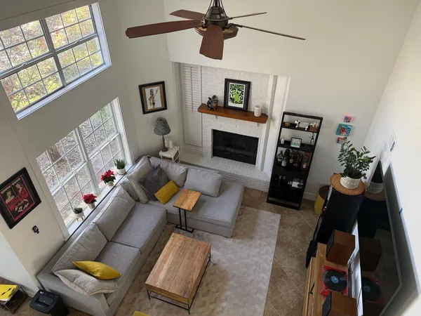 $2,550 | 422 Canterbury Court Northwest, Fort Walton Beach, FL 32548