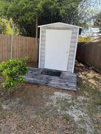 $2,550 | 422 Canterbury Court Northwest, Fort Walton Beach, FL 32548