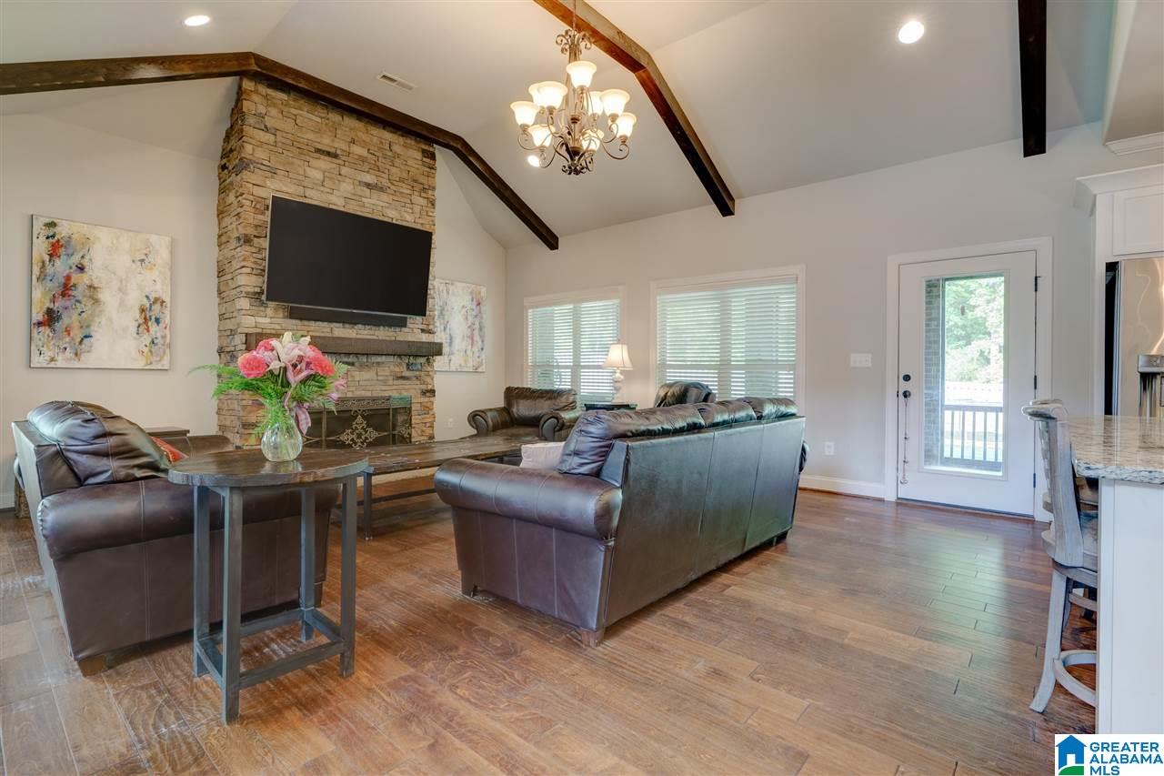 528 Kirkwall Circle Pelham, AL 35124 - Photo 10 of 44