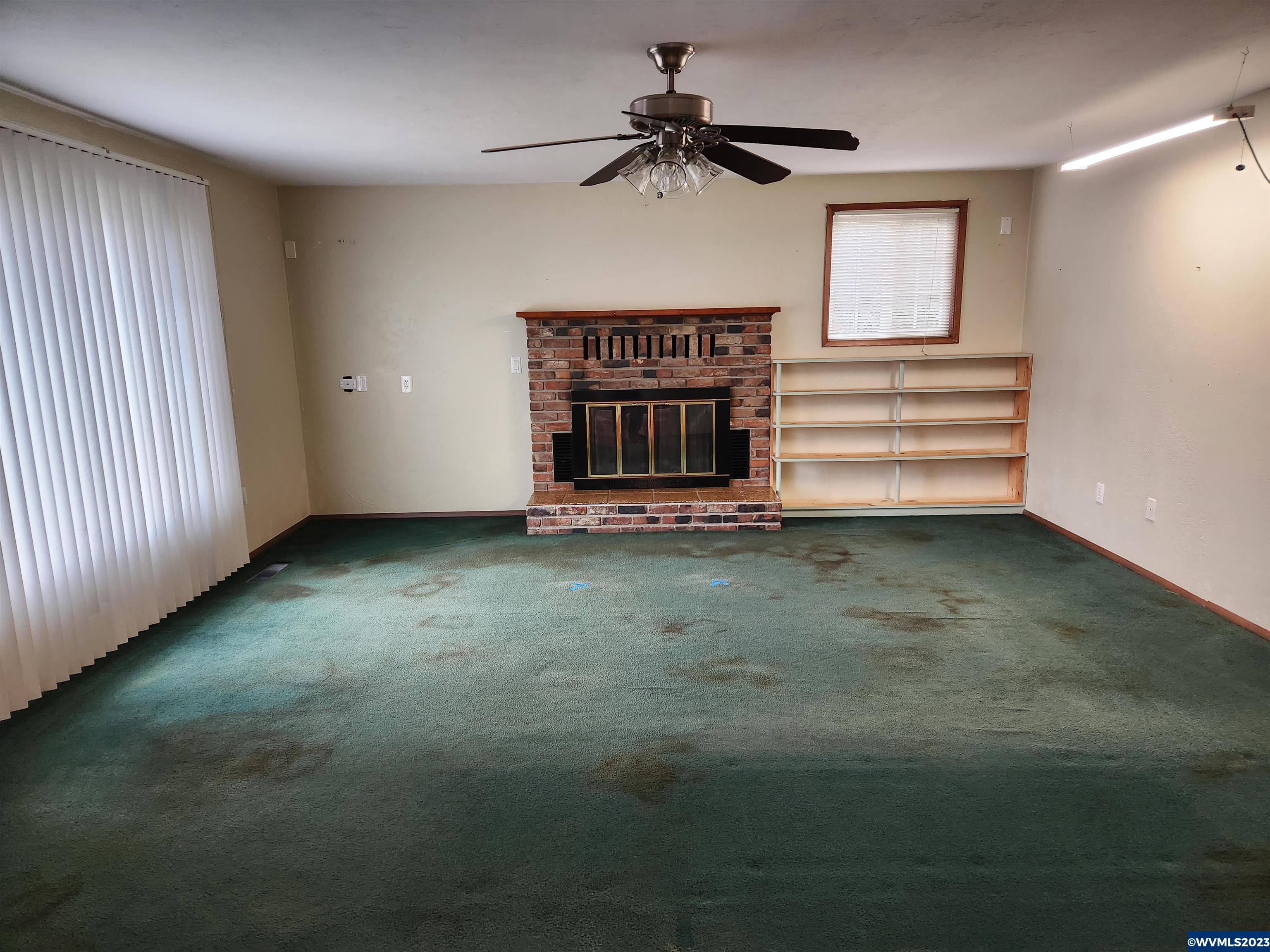 2243 Front Avenue Northeast Albany, OR 97321 - Photo 3 of 31