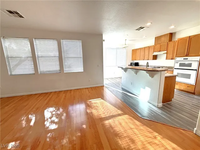 $2,250 | 9845 Sedona Shrine Avenue, Las Vegas, NV 89148