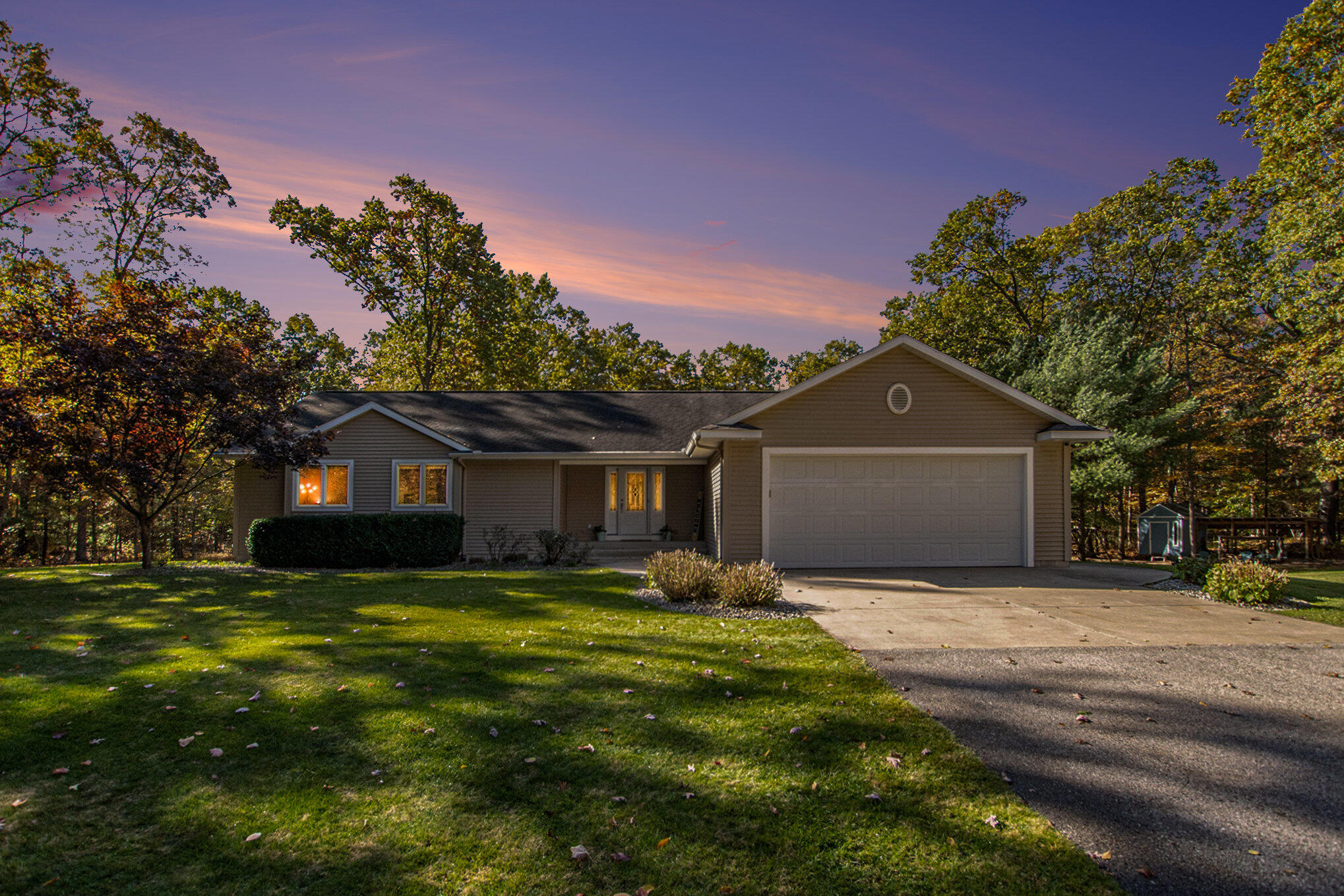 14550 Tall Timbers Spring Lake Spring Lake, MI 49456 - Photo 1 of 53 001_dng07946-twilight_958